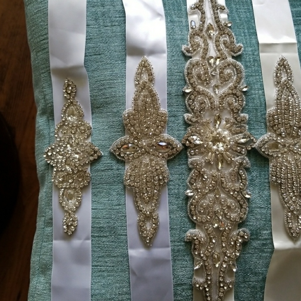 Beautiful wedding belts new satin - Picture 3 of 8